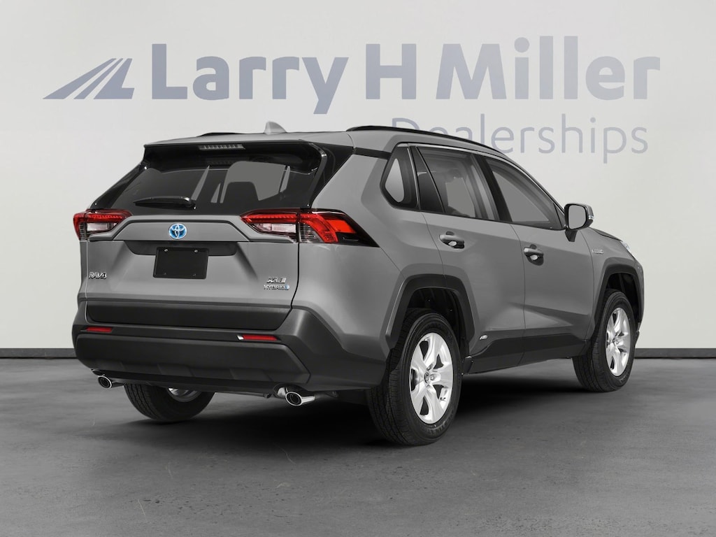 Used 2021 Toyota RAV4 XLE SUV