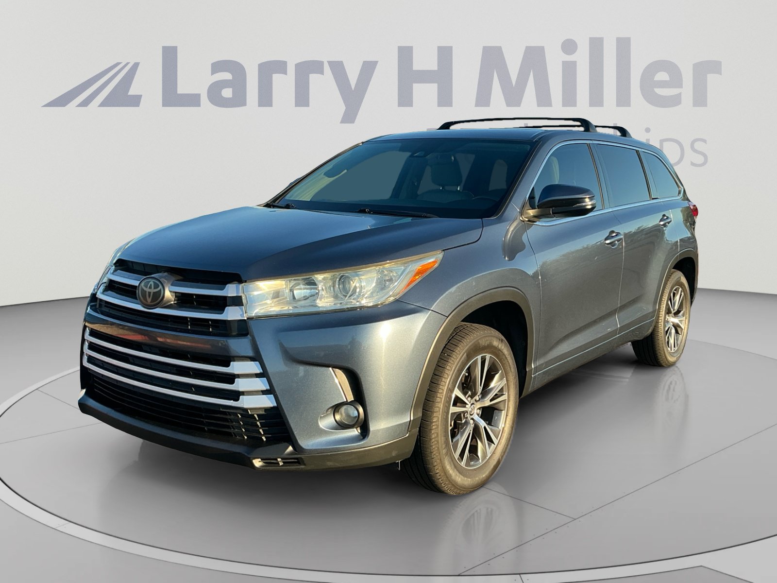 2017 Toyota Highlander LE V6