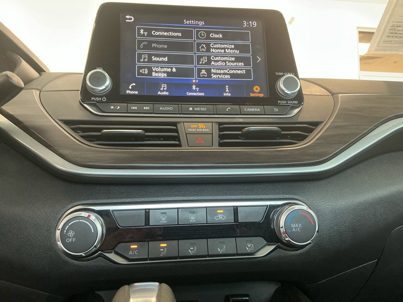 2025 Nissan Altima SV - Photo 29