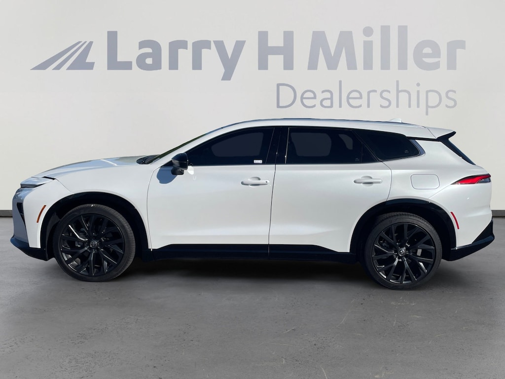 Certified 2025 Toyota Crown Signia Limited SUV