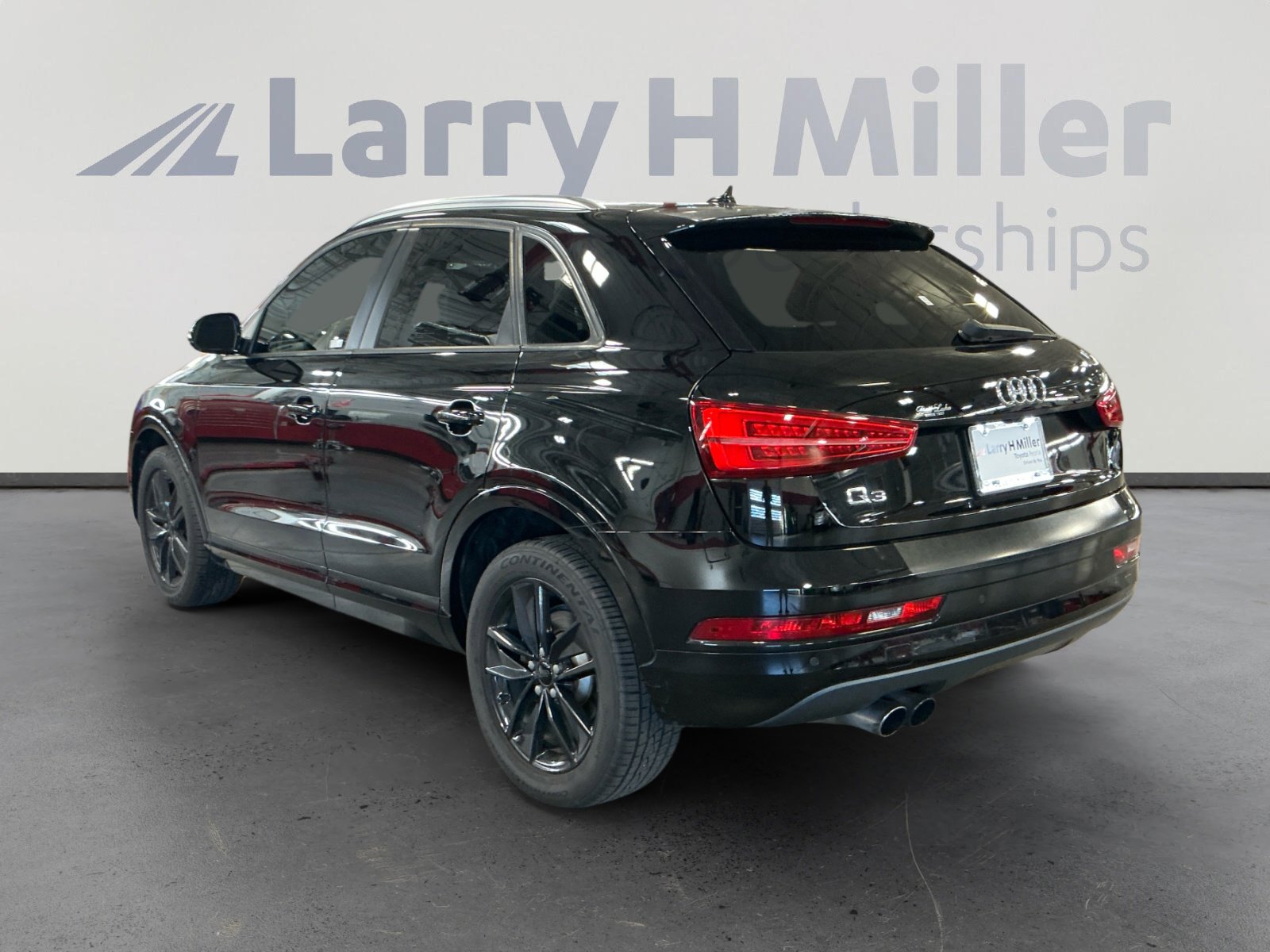 2017 Audi Q3 Premium photo 3