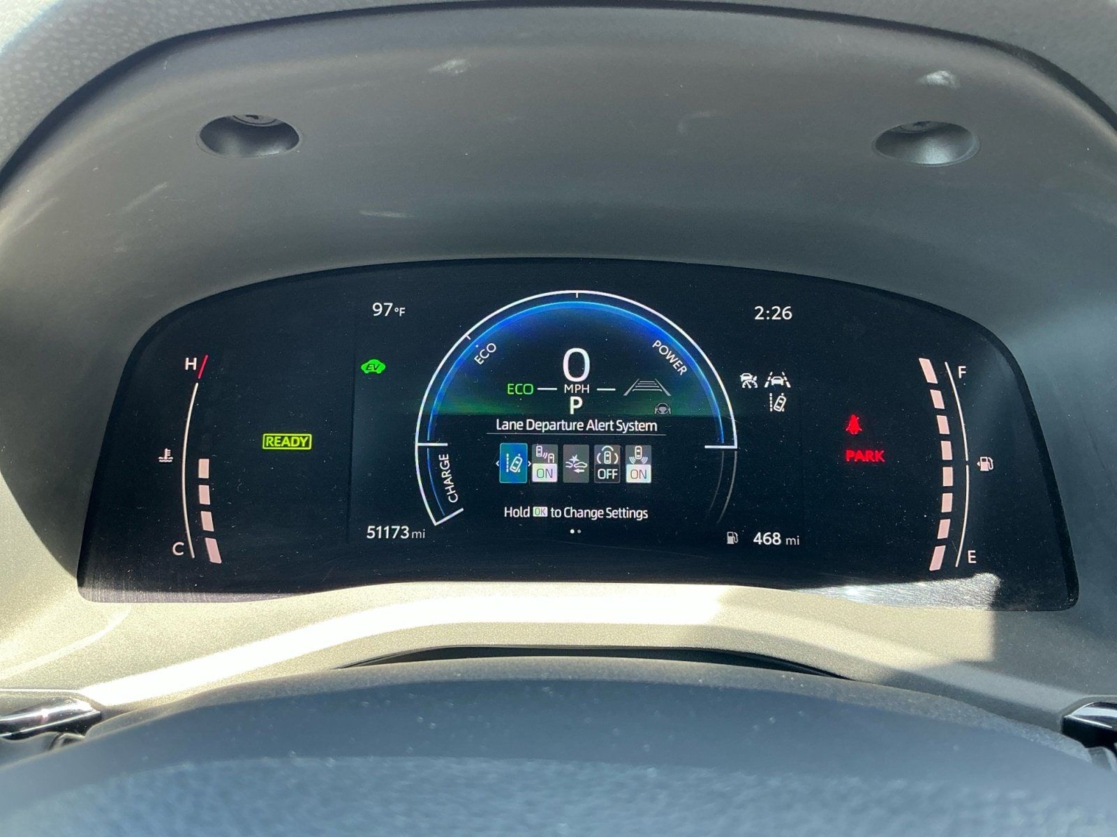 2025 Toyota Camry LE - Photo 11