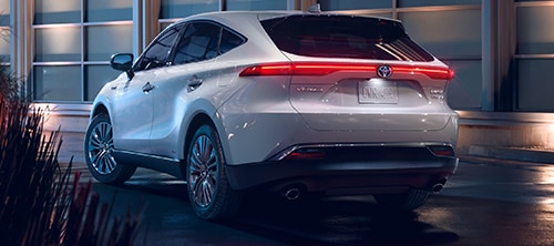 Toyota Venza exterior view, rear