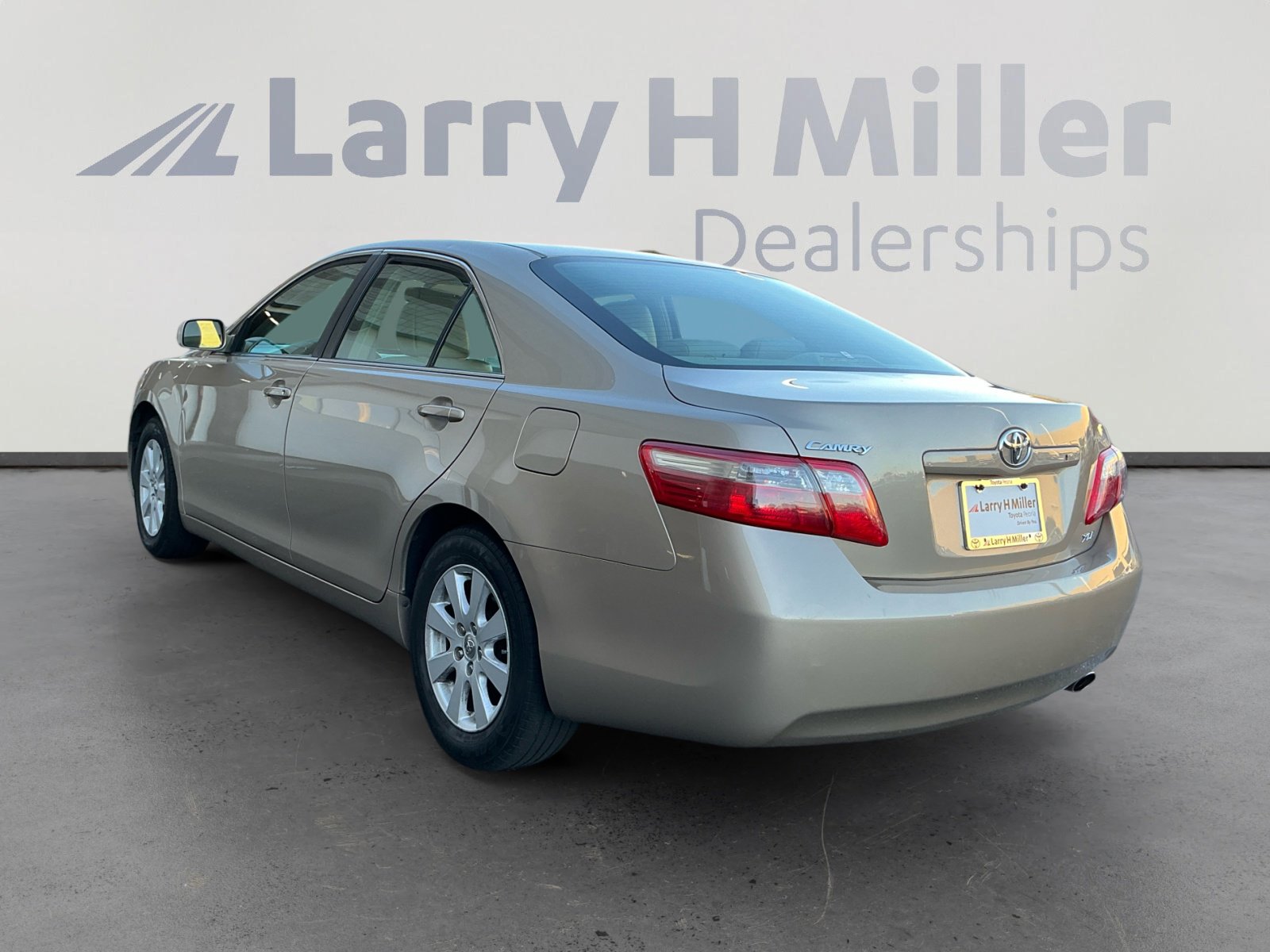 2009 Toyota Camry XLE photo 3