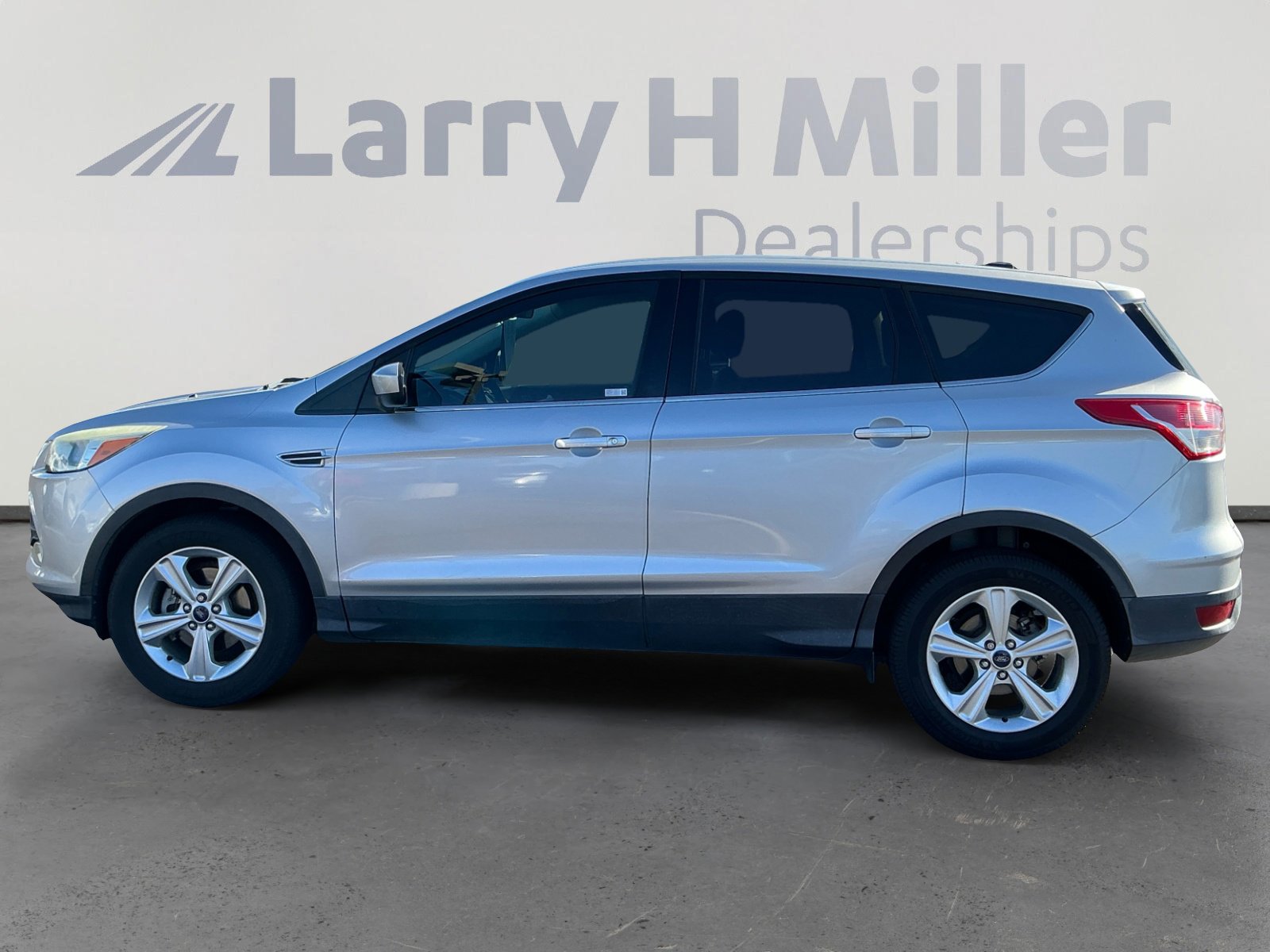 2014 Ford Escape SE photo 2