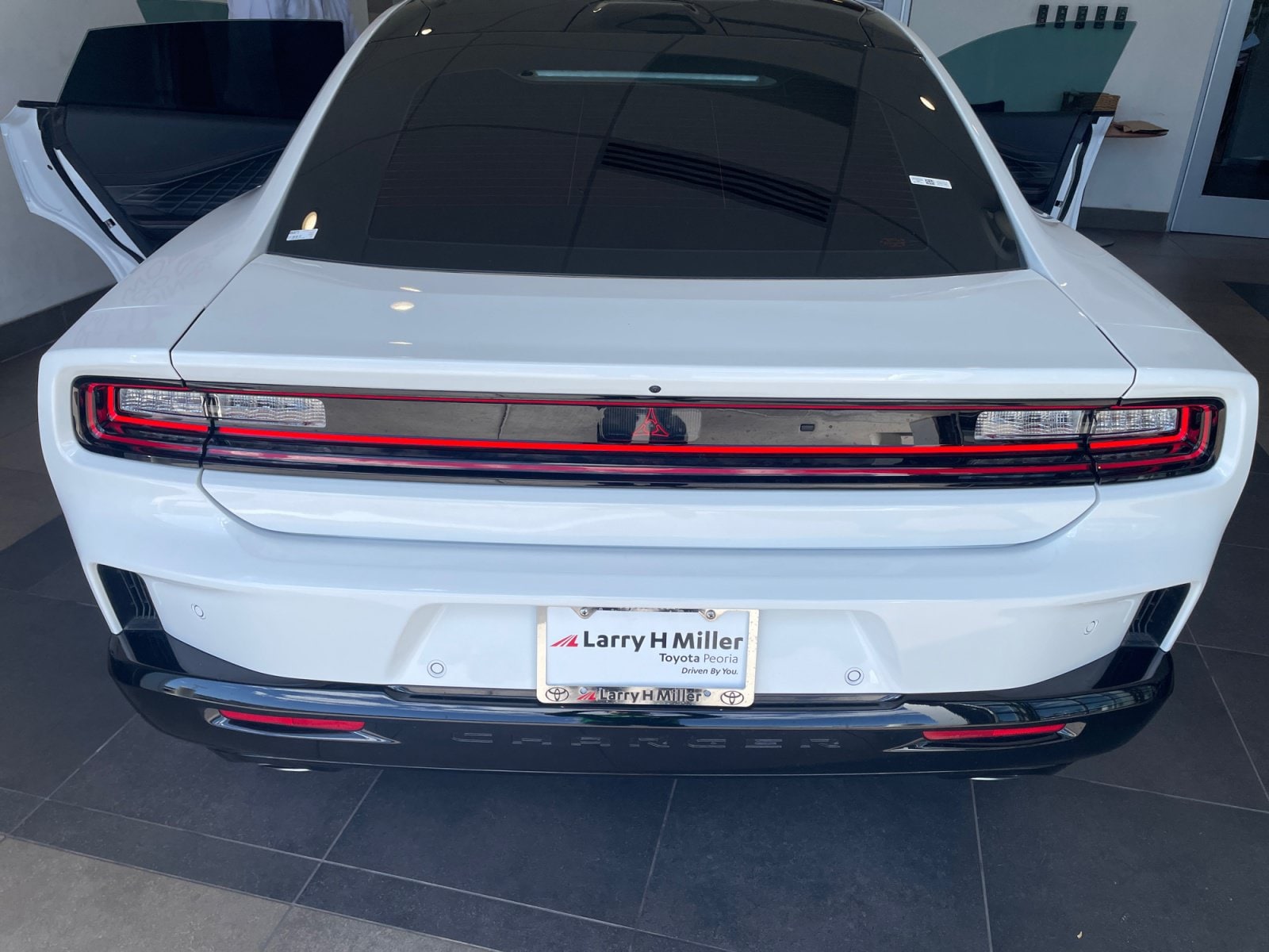 2026 Dodge Charger R/T - Photo 25