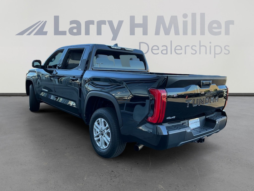 Used 2025 Toyota Tundra SR5 Truck CrewMax