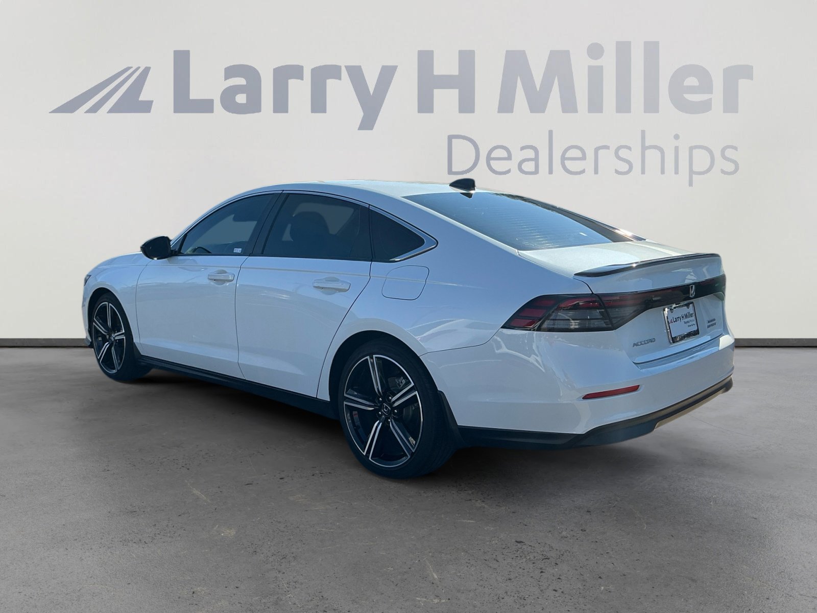 2024 Honda Accord Hybrid Sport photo 3