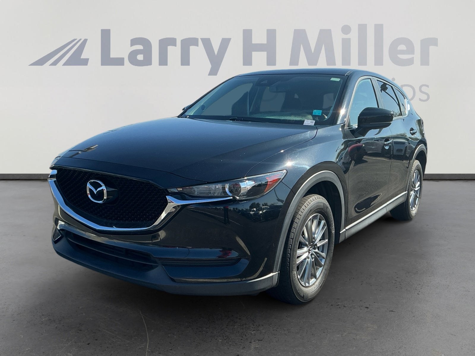 2017 Mazda CX-5 Touring's photo