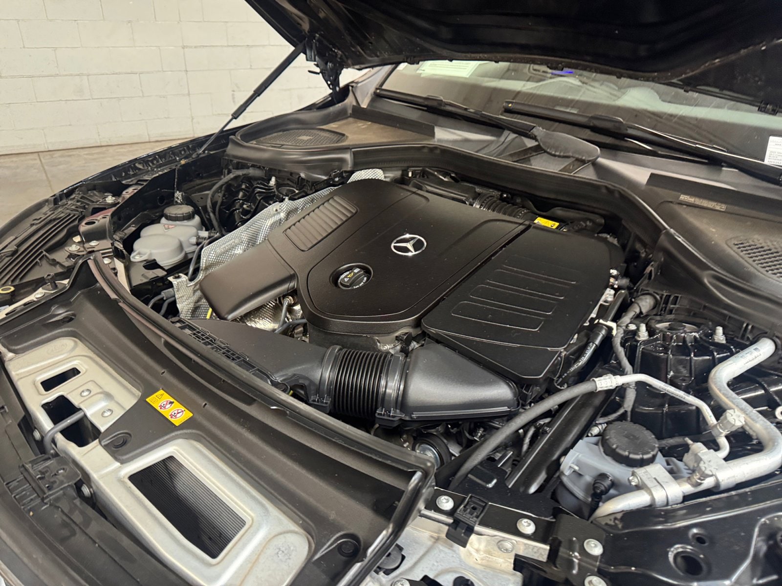 2025 Mercedes-Benz GLC Base - Photo 23