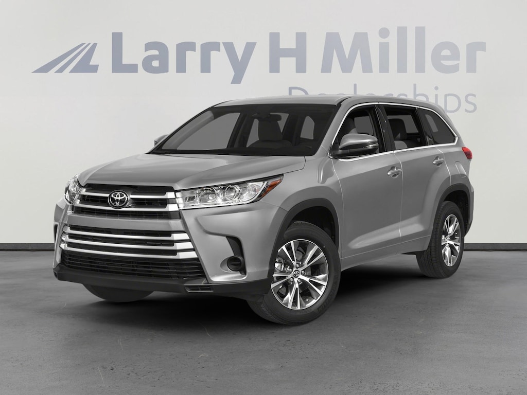 Used 2019 Toyota Highlander LE V6 SUV