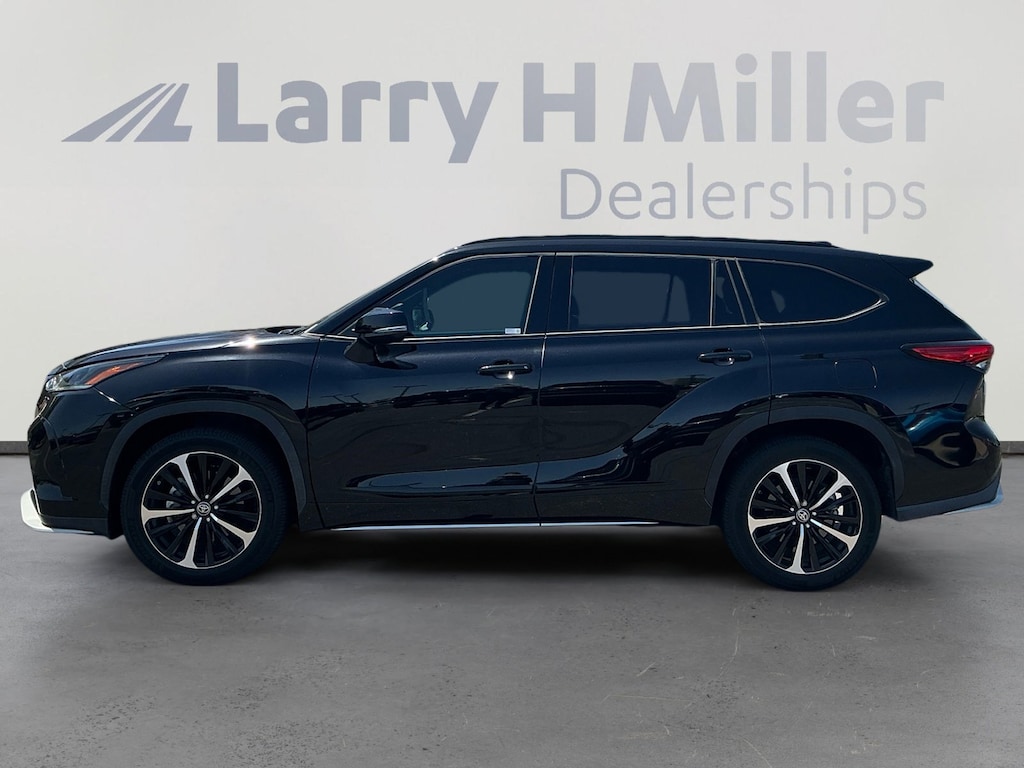 Used 2021 Toyota Highlander XSE SUV