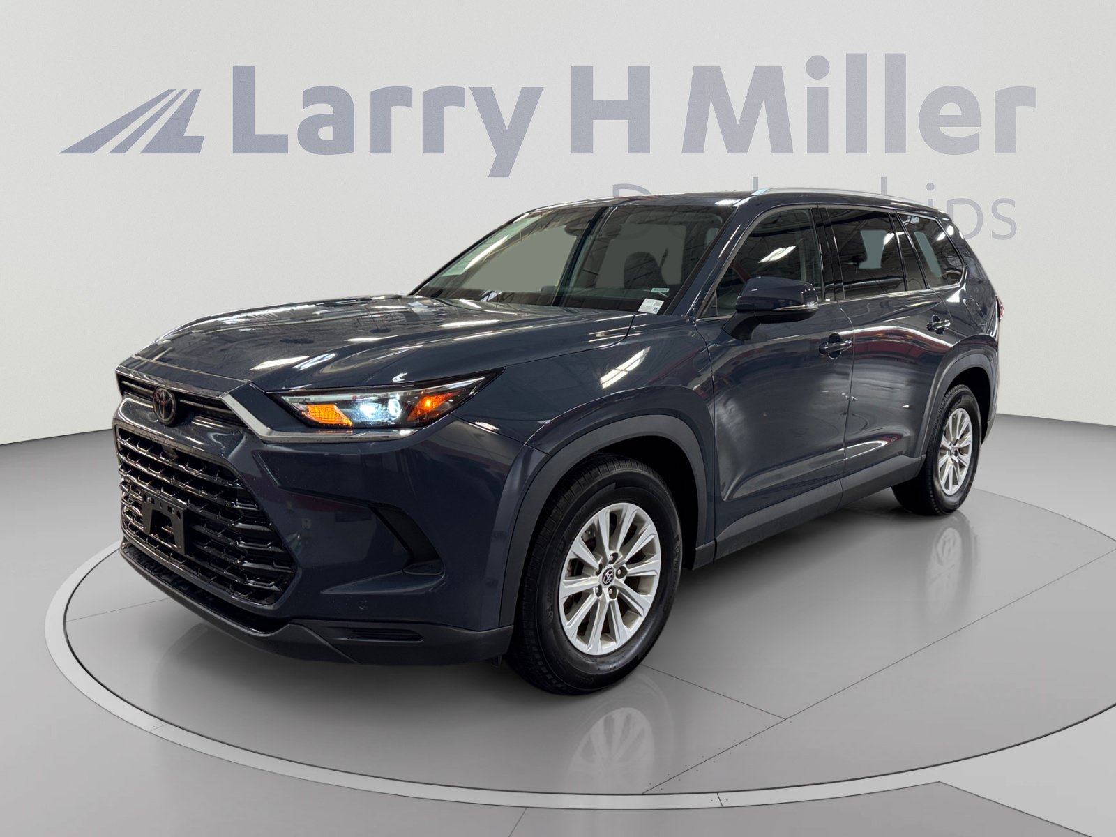Featured Used 2025 Toyota Grand Highlander XLE for sale near you in Peoria, AZ