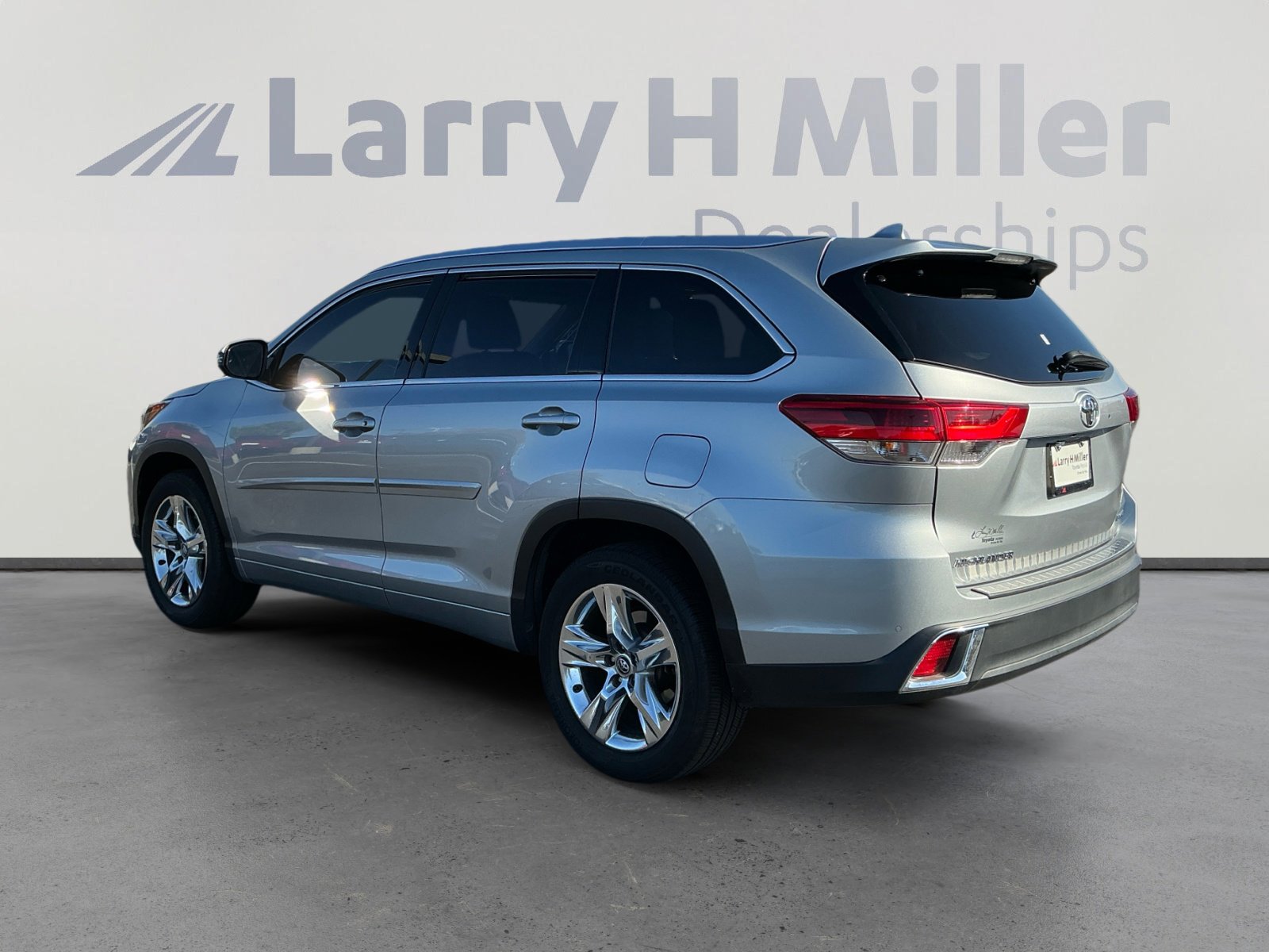 2018 Toyota Highlander Limited photo 3
