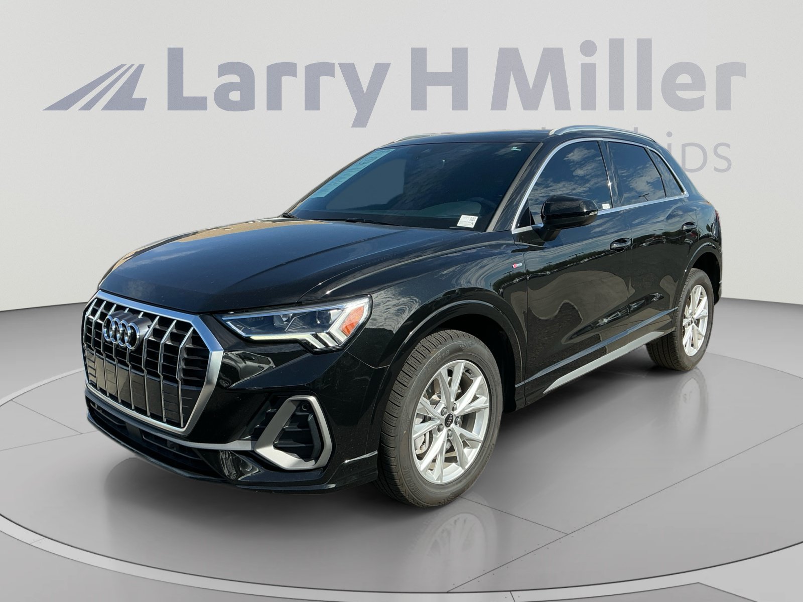 2025 Audi Q3 S Line Premium Plus