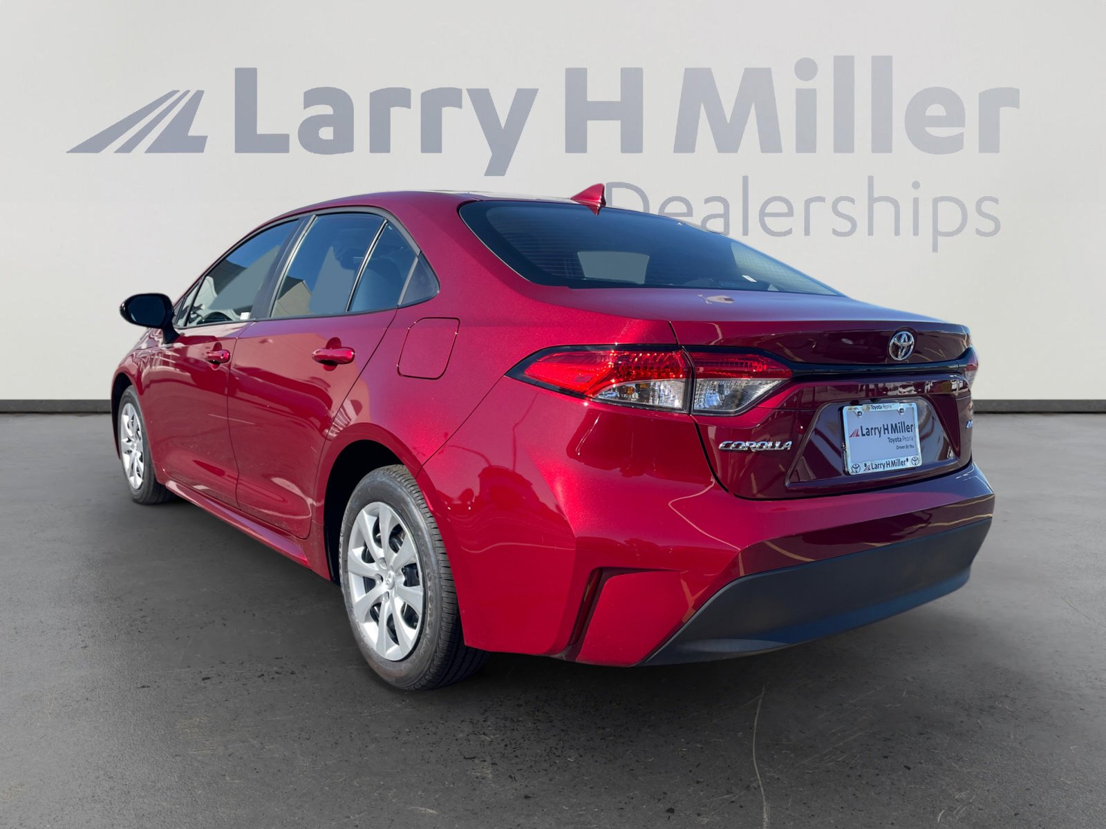 2025 Toyota Corolla LE photo 3