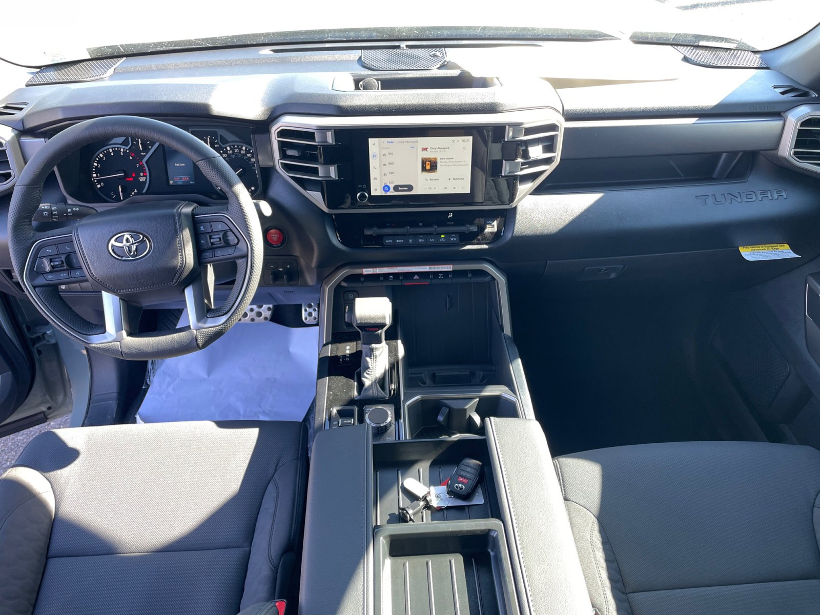 2026 Toyota Tundra SR5 - Photo 21