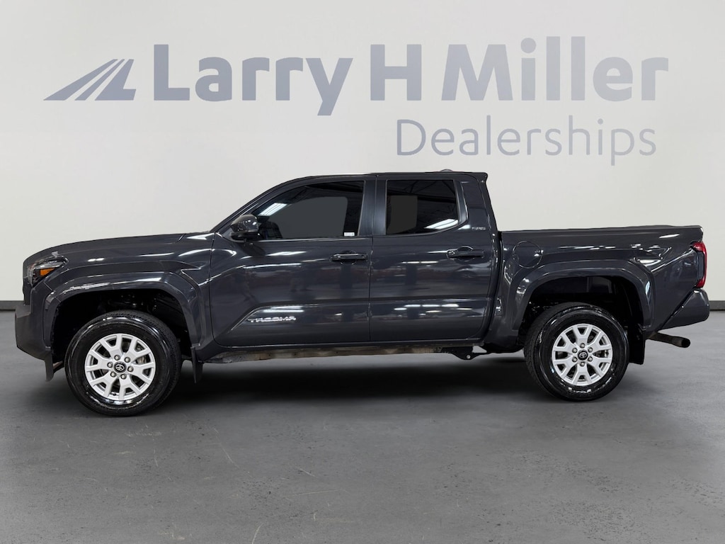 Used 2024 Toyota Tacoma SR5 Truck Double Cab