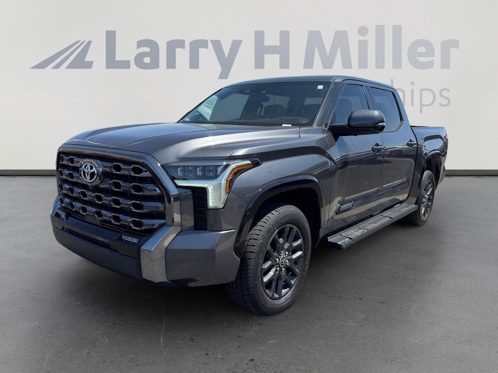 Used 2023 Toyota Tundra Platinum 3.5L V6 Truck CrewMax