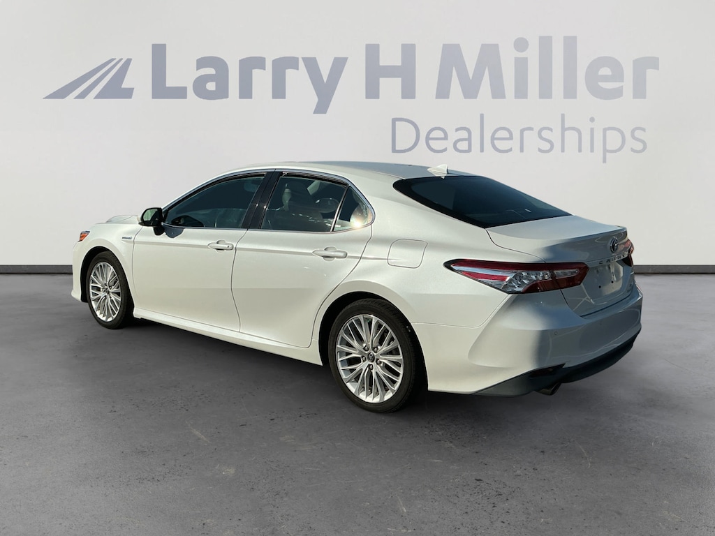 Certified 2018 Toyota Camry XLE Sedan