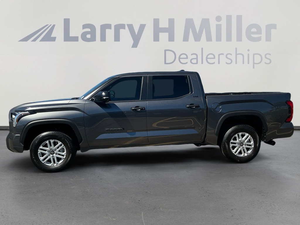 Used 2025 Toyota Tundra SR5 Truck CrewMax