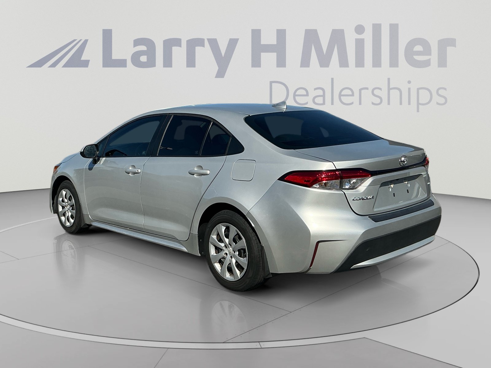Used 2022 Toyota Corolla LE Sedan
