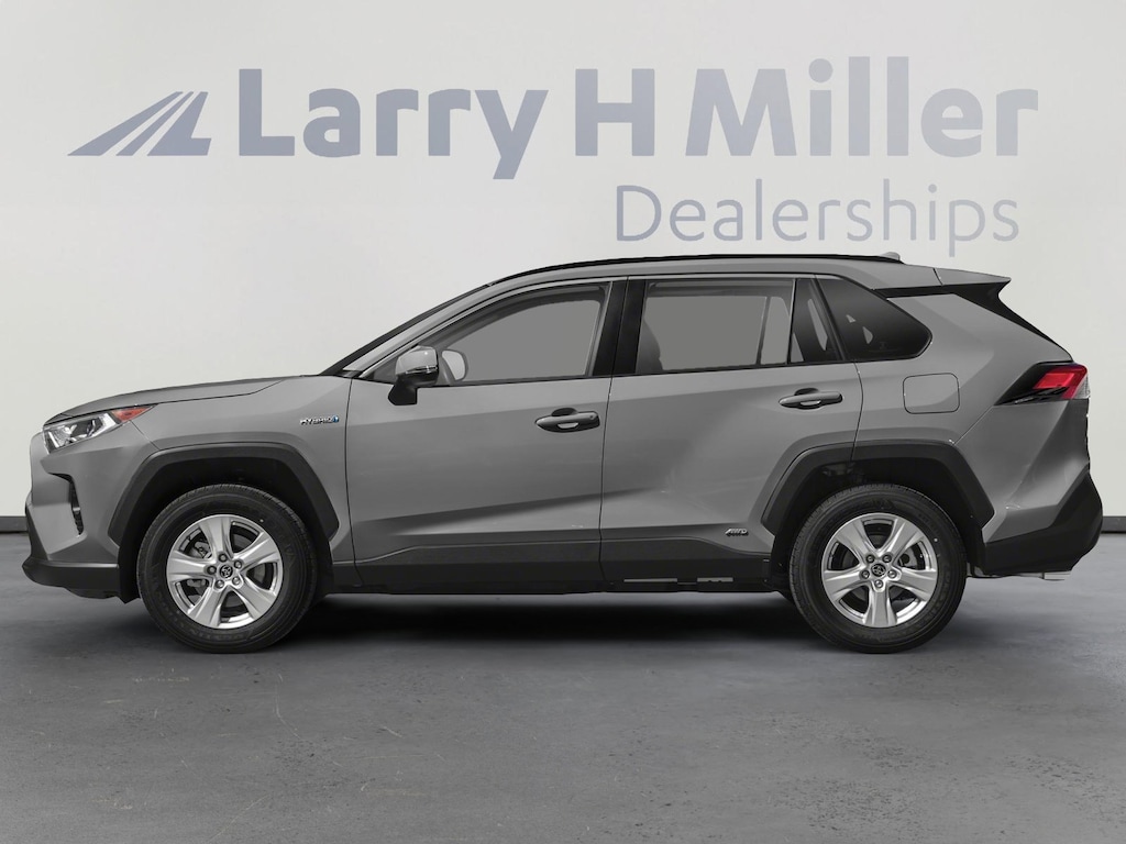Used 2021 Toyota RAV4 XLE SUV