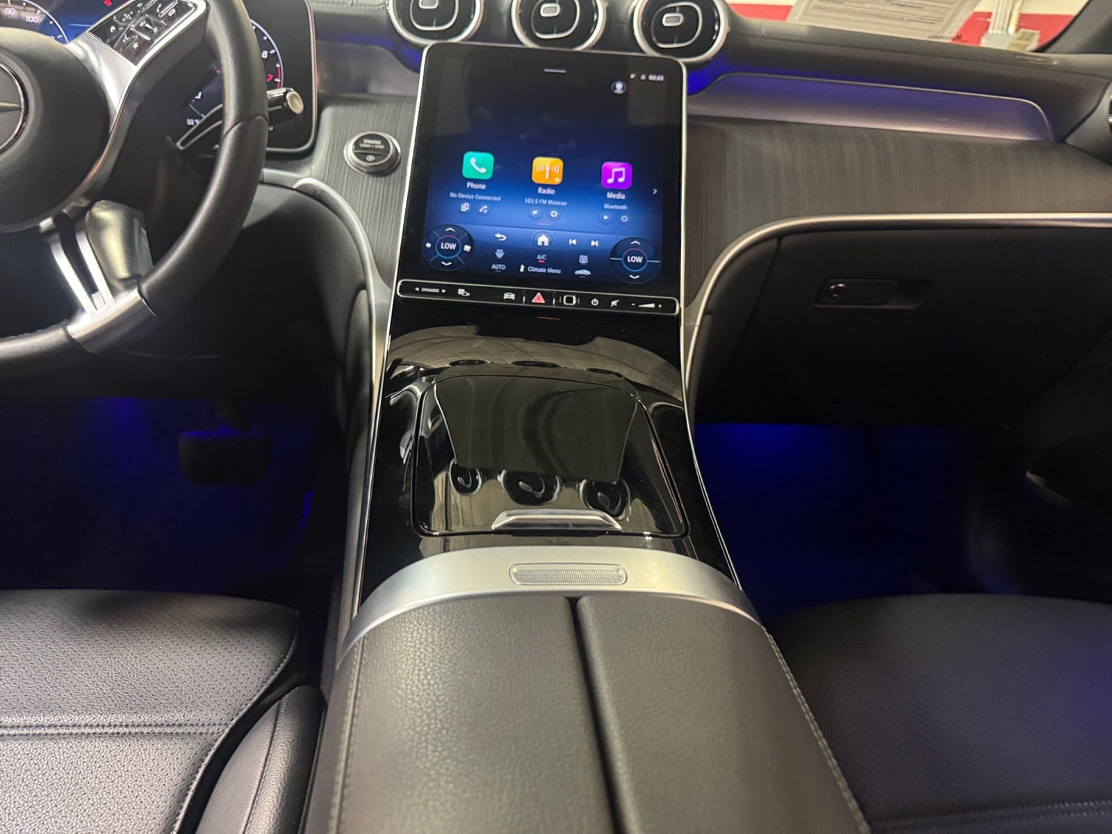 2025 Mercedes-Benz GLC Base - Photo 21