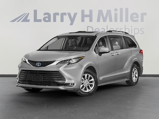 Used 2024 Toyota Sienna XLE 7 Passenger Van Passenger Van Peoria, AZ