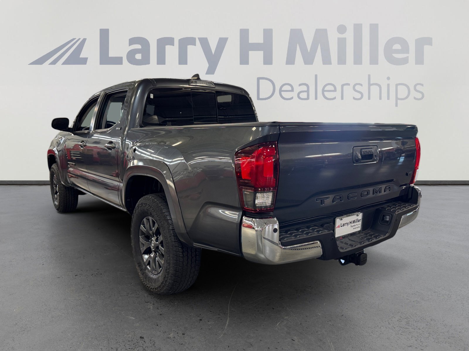 2022 Toyota Tacoma SR5 V6 photo 3