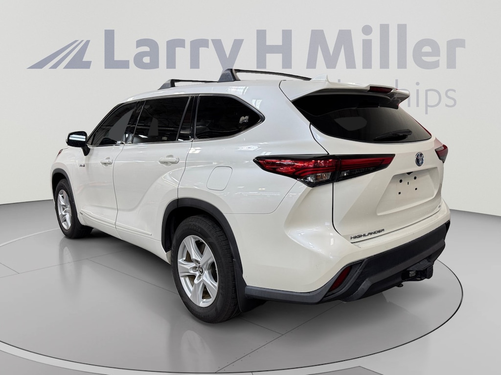 Certified 2021 Toyota Highlander LE SUV