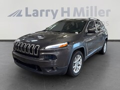 2017 Jeep Cherokee Latitude FWD SUV