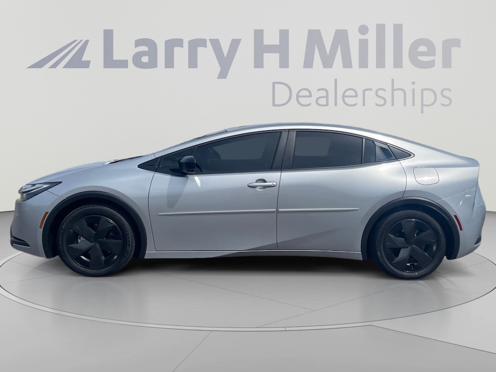 Certified 2026 Toyota Prius Plug-In Hybrid SE Hatchback
