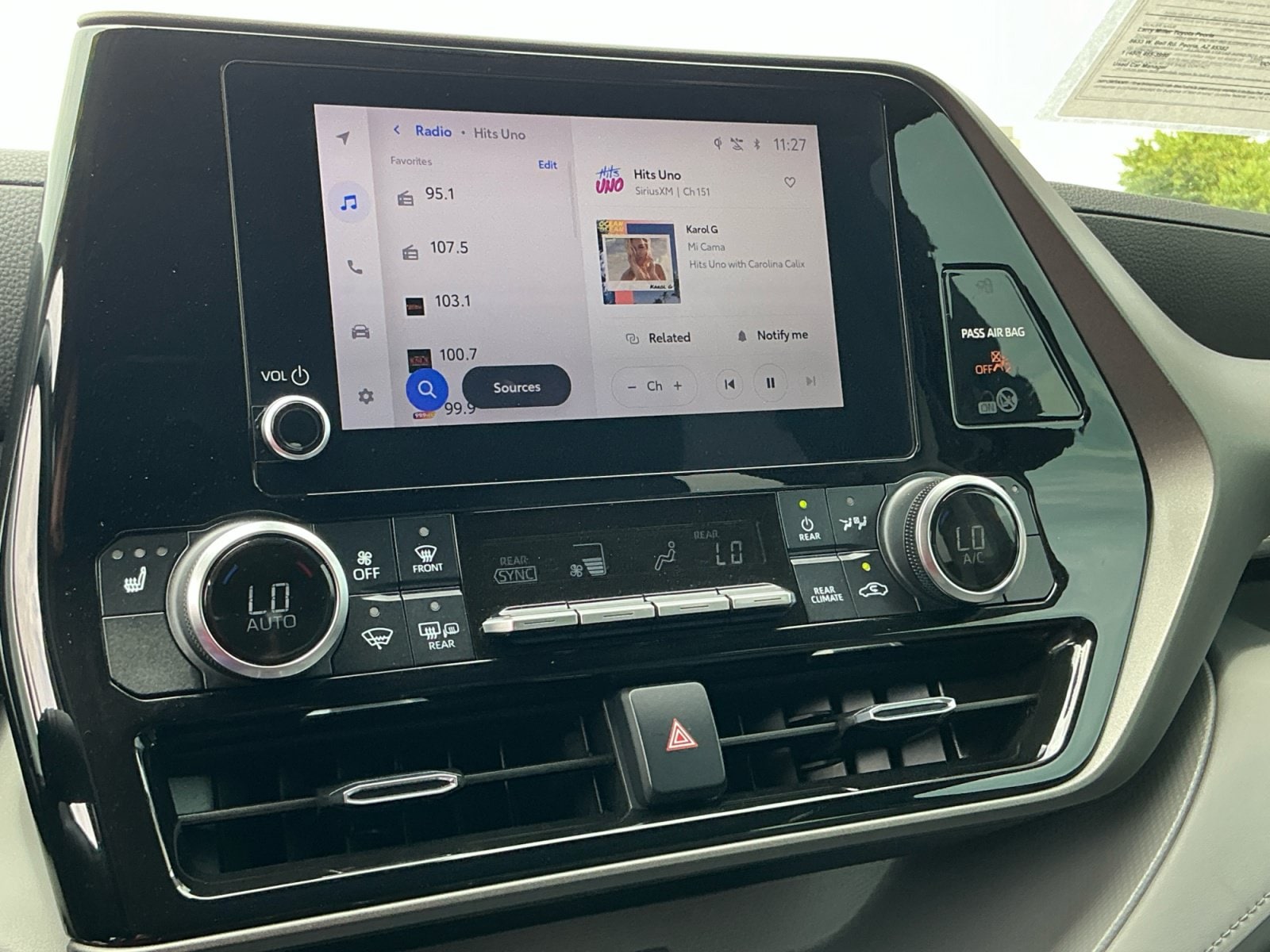 2023 Toyota Highlander XLE - Photo 13