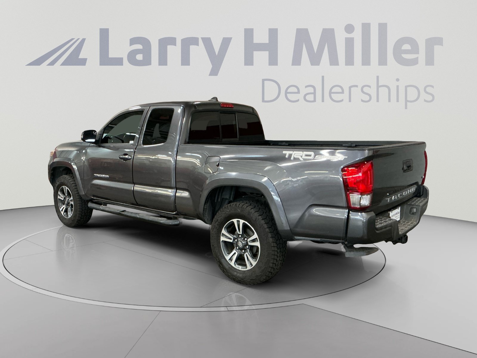 Used 2016 Toyota Tacoma TRD Sport V6 Truck Access Cab