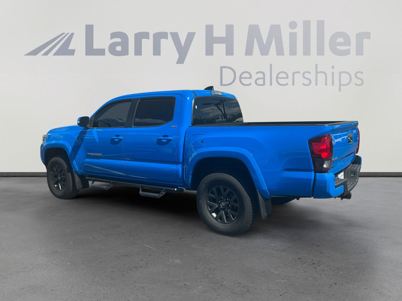 2021 Toyota Tacoma SR5 V6 photo 3