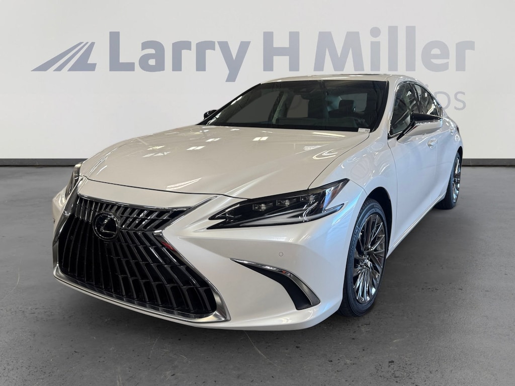 Used 2024 Lexus ES Luxury Sedan