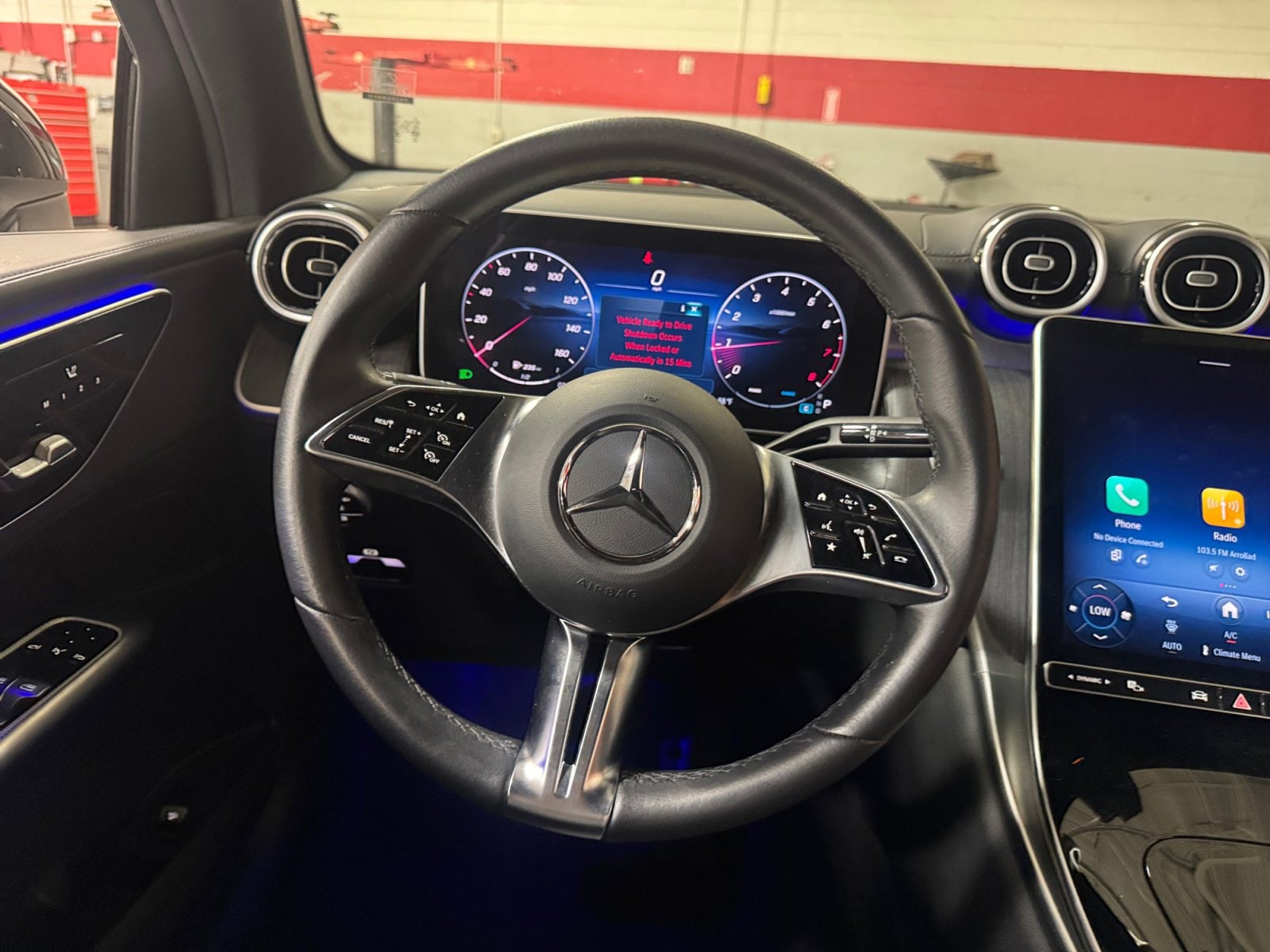 2025 Mercedes-Benz GLC Base - Photo 10