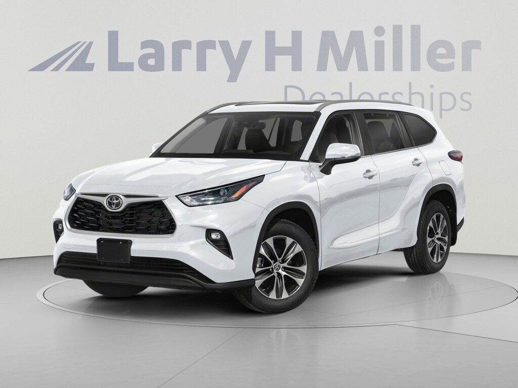 Used 2023 Toyota Highlander XLE SUV
