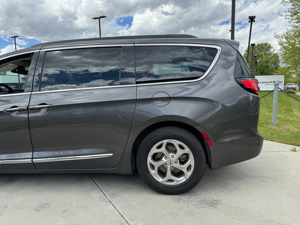 Used 2022 Chrysler Pacifica For Sale at Larry H. Miller Used Car