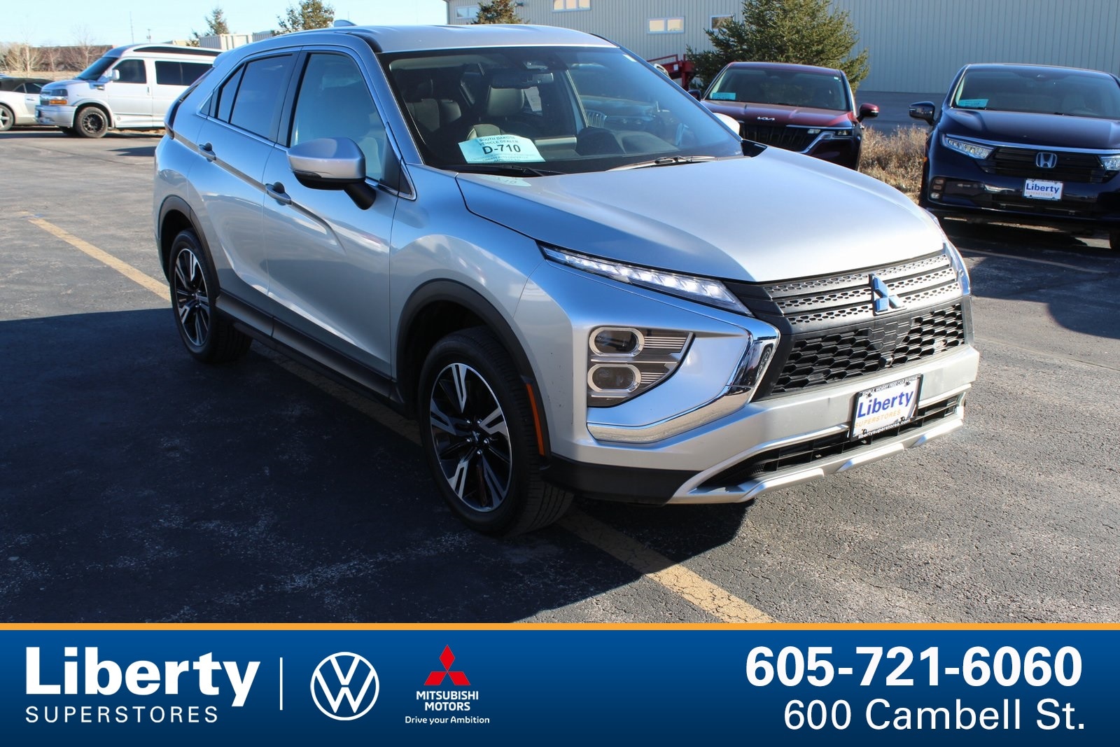 2024 Mitsubishi Eclipse Cross SE's photo