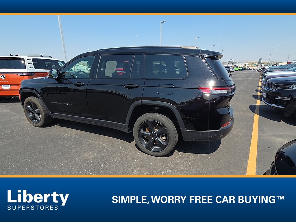 Used 2023 Jeep Grand Cherokee L Laredo SUV