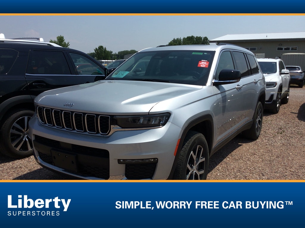 2023 Jeep Grand Cherokee L Limited 4x4's photo