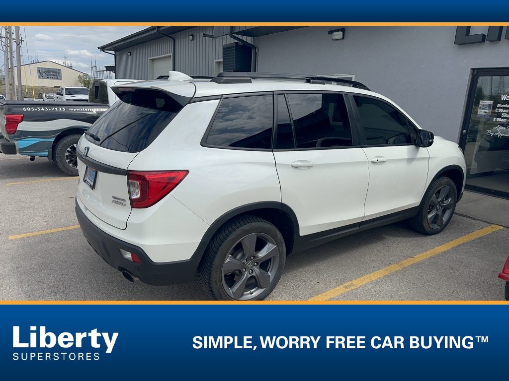 2019 Honda Passport 3.5 Touring 4WD Auto's photo