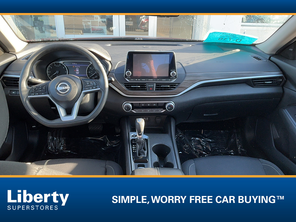 Used 2025 Nissan Altima SV Sedan