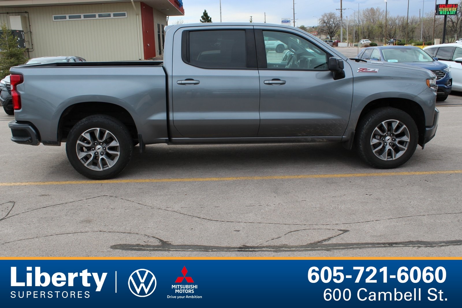 Used 2021 Chevrolet Silverado 1500 RST with VIN 3GCUYEET4MG285507 for sale in Rapid City, SD