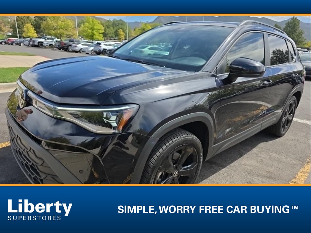 Used 2025 Volkswagen Taos 1.5T SE Black SUV