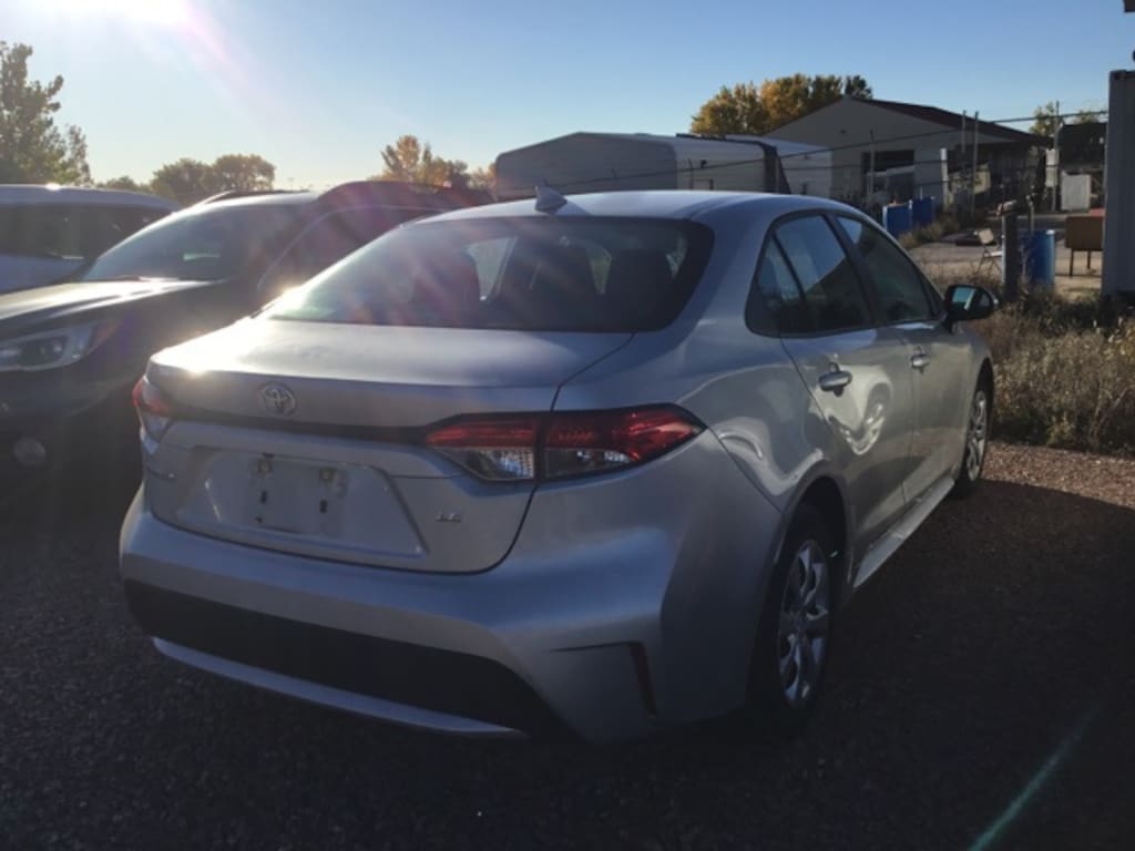 Used 2022 Toyota Corolla LE Sedan