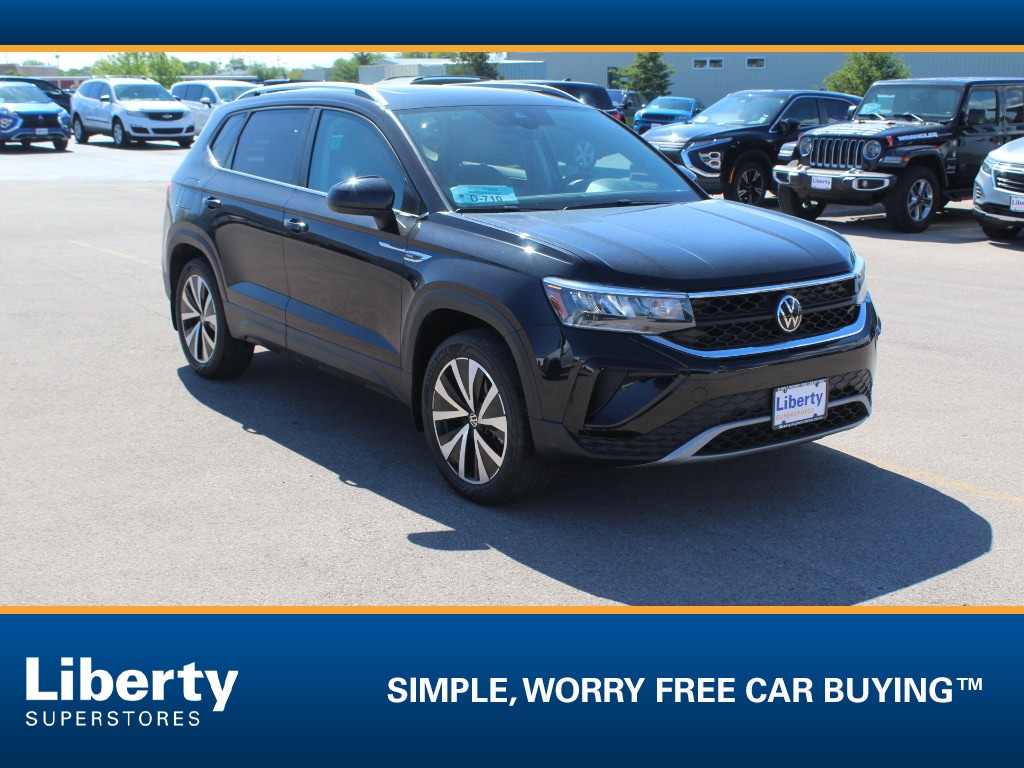 2023 Volkswagen Taos 1.5T SE's photo