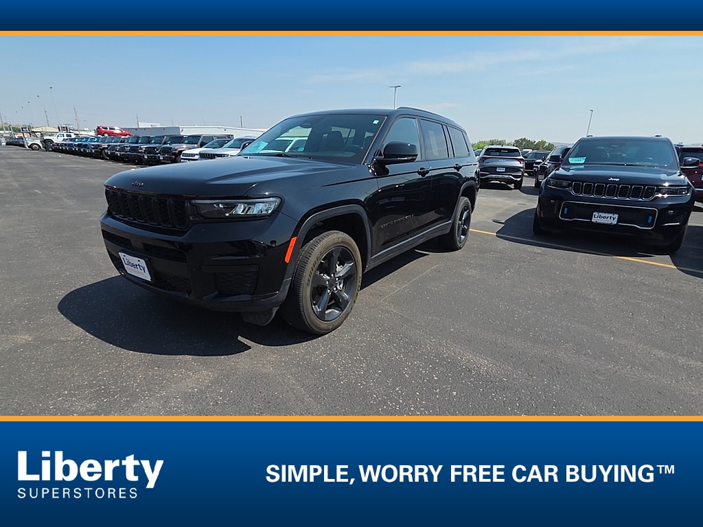 Used 2023 Jeep Grand Cherokee L Laredo SUV